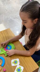 ⁦באגזל - משחק מאתגר Fat Brain Toy⁩ – תמונה ⁦2⁩