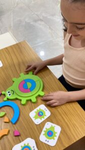 ⁦באגזל - משחק מאתגר Fat Brain Toy⁩ – תמונה ⁦4⁩
