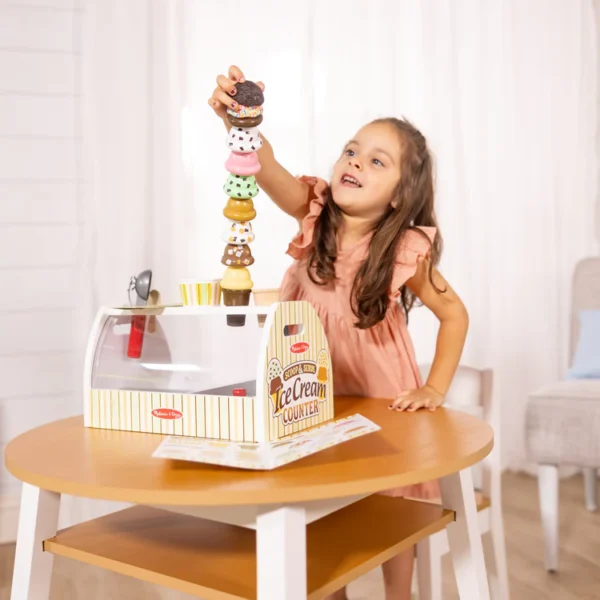 ⁦דוכן גלידה מעץ איכותי Melissa&Doug⁩ – תמונה ⁦5⁩