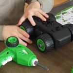 ⁦משאית אשפה בשלט רחוק – ערכת הרכבה ונהיגה Buki⁩ – תמונה ⁦4⁩