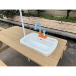 ⁦שולחן פעילות מעץ עם כיור -  מים חול יצירה ופיקניק בגינה⁩ – תמונה ⁦6⁩