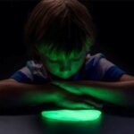 ⁦סליים זוהר בחושך – National Geographic⁩ – תמונה ⁦2⁩