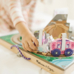 ⁦ממלכת נסיכות ניידת – Melissa & Doug⁩ – תמונה ⁦4⁩