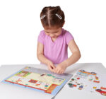 ⁦חוברת מדבקות העיר שלי | Melissa & Doug⁩ – תמונה ⁦2⁩